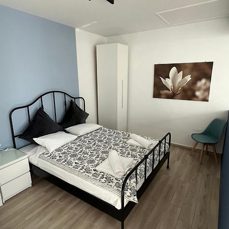 F Apartment Thessaloniki Exterior photo