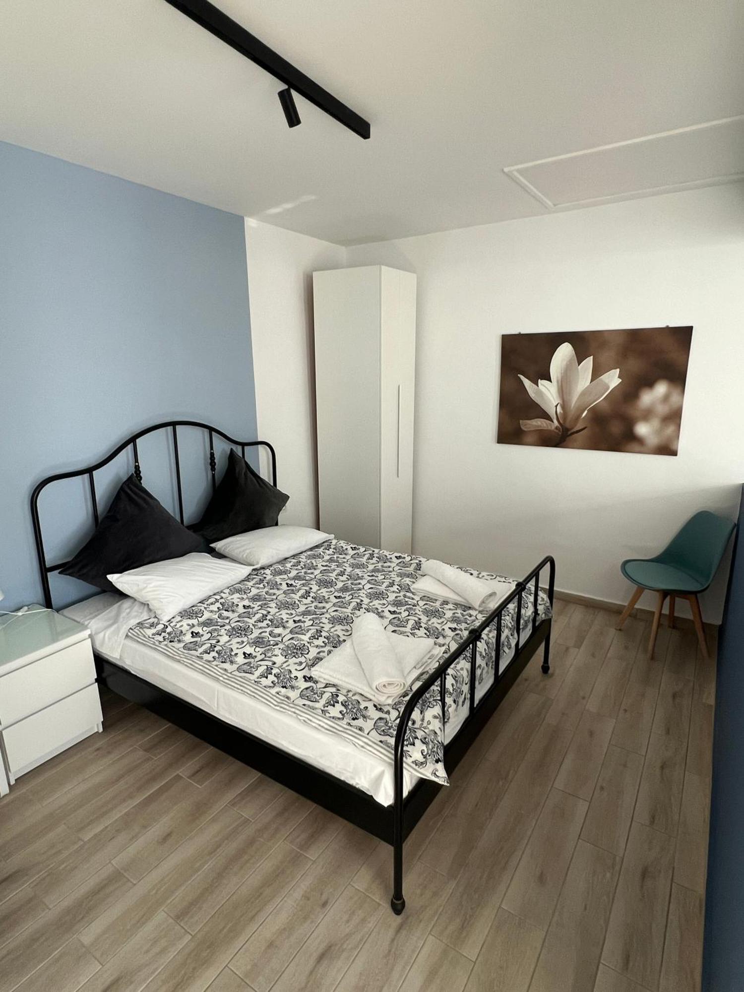 F Apartment Thessaloniki Exterior photo